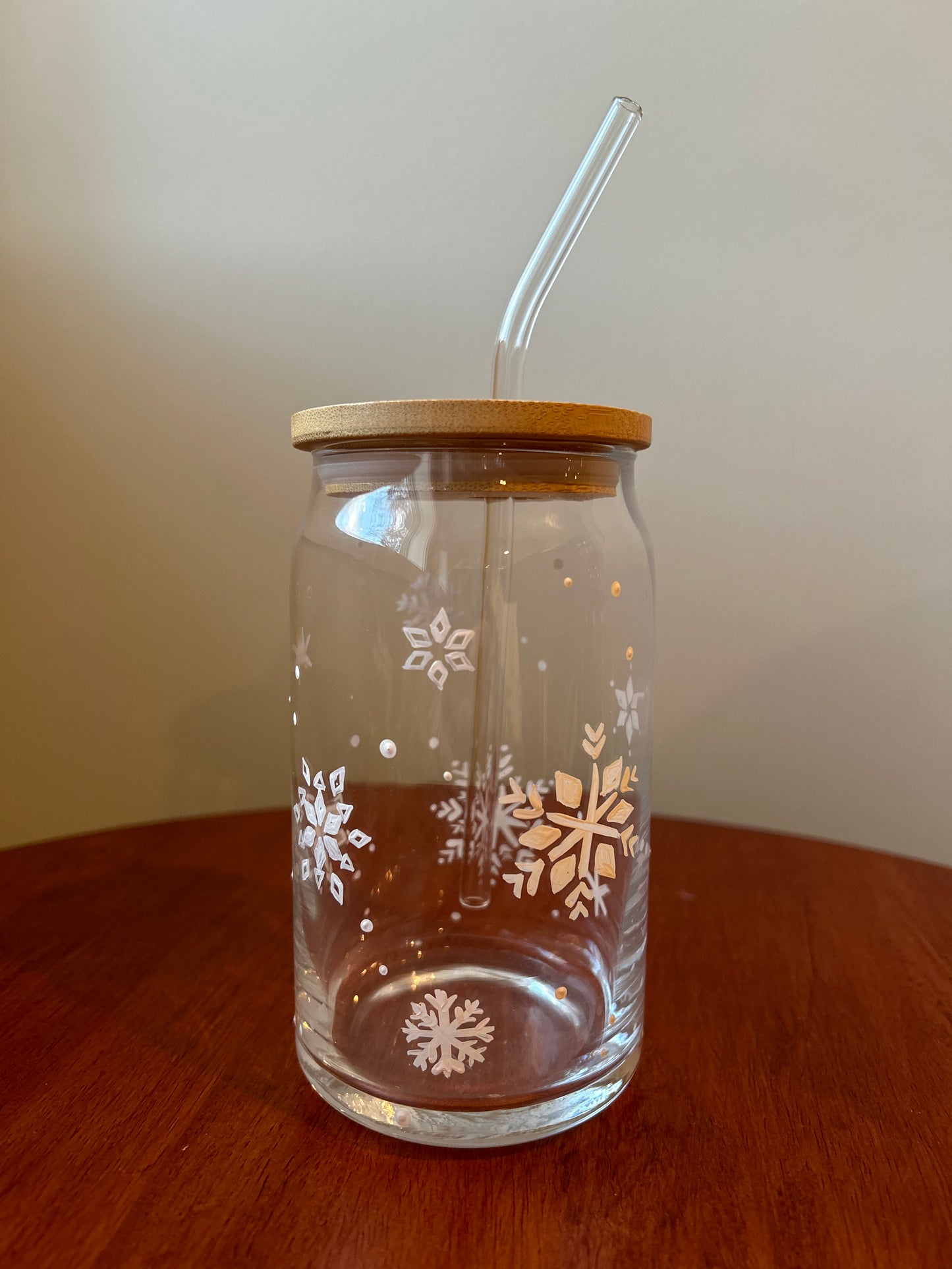 Snowflake Iced Coffee Glass with Lid & Straw