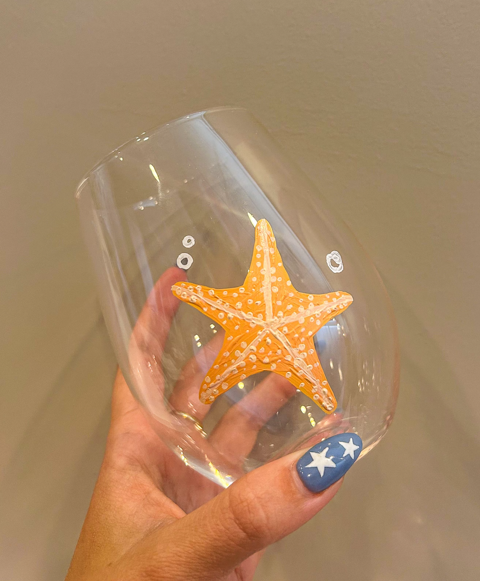 Starfish Wine Glass | Ocean Stemless Wine Glass | Sea Wine Glass | Hand Painted Stemless Wine Glass